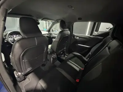 Volvo XC40 2021 · foto 8