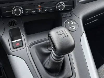 Opel Combo 2025 · foto 19