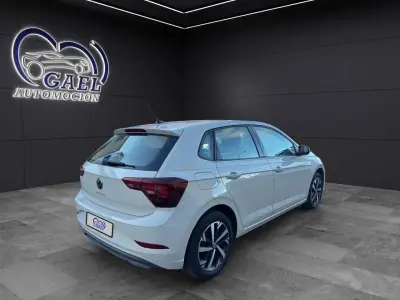Volkswagen Polo 2023 · foto 6
