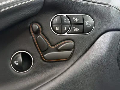 Mercedes-Benz Clase SL 2010 · foto 12