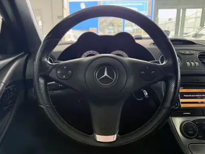 Mercedes-Benz Clase SL 2010 · foto 14