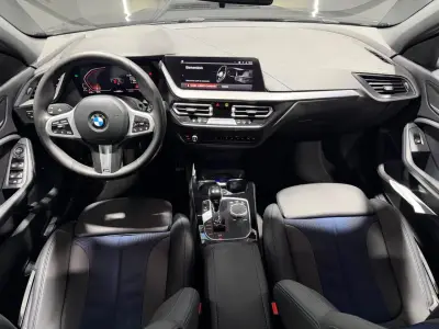 BMW Serie 1 2024 · foto 7