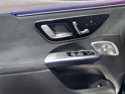 Mercedes-Benz EQE AMG 2025 · foto 13