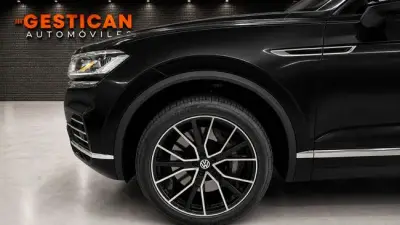 Volkswagen Touareg 2021 · foto 8