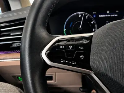 Volkswagen Touareg 2021 · foto 9