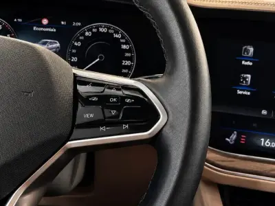 Volkswagen Touareg 2021 · foto 11