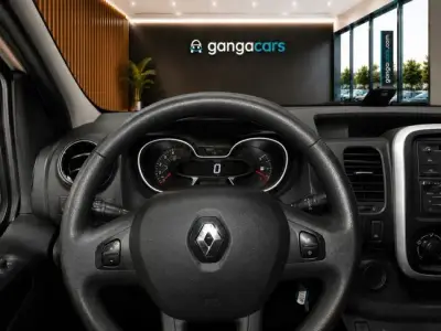 Renault Trafic 2021 · foto 10