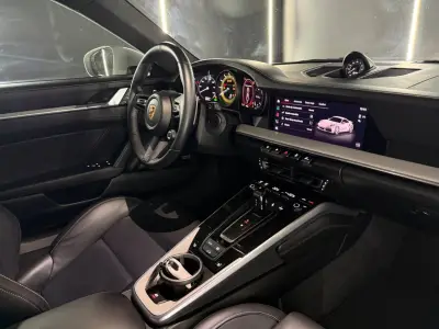 Porsche 911 2023 · foto 16