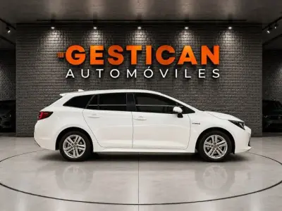 Toyota Corolla 2022 · foto 4