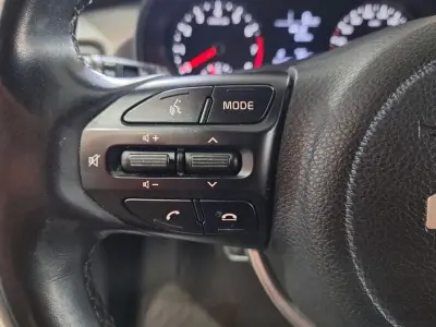 KIA Rio 2020 · foto 18