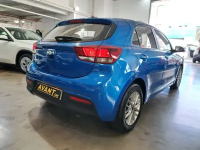KIA Rio 2020 · foto 6