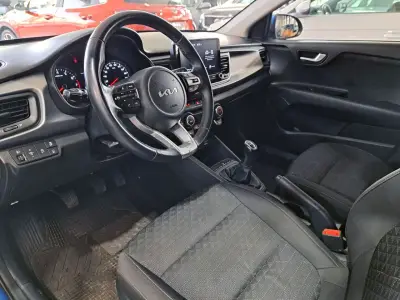 KIA Rio 2020 · foto 11