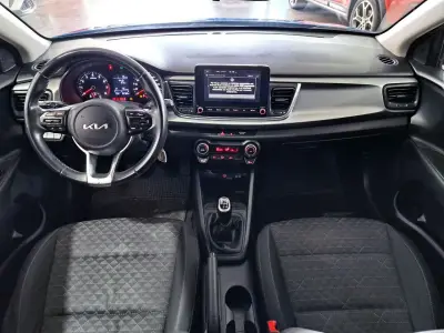 KIA Rio 2020 · foto 16