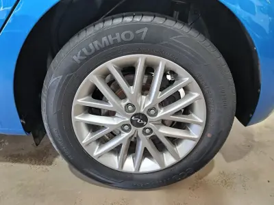 KIA Rio 2020 · foto 10