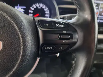 KIA Stonic 2020 · foto 17