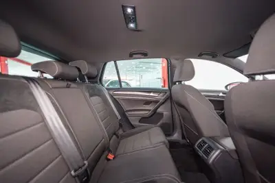 Volkswagen Golf 2018 · foto 7