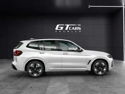 BMW iX3 2022 · foto 2