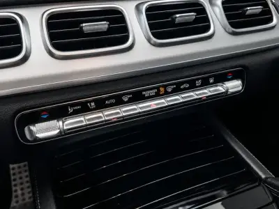 Mercedes-Benz GLE 2021 · foto 16