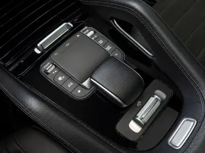 Mercedes-Benz GLE 2021 · foto 13