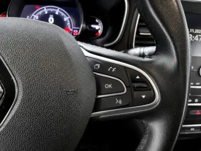 Renault Megane 2019 · foto 12