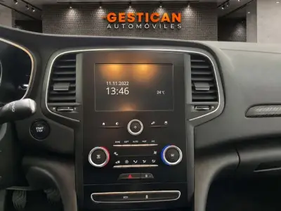 Renault Megane 2019 · foto 13