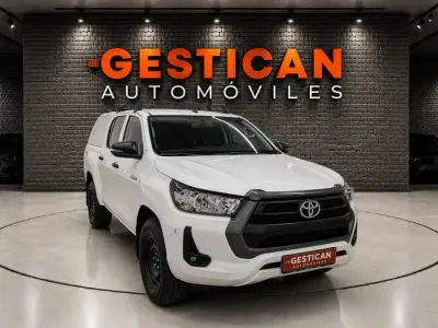 Toyota Hilux 2021 · foto 4