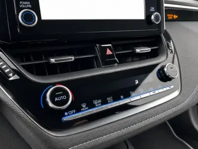 Toyota Corolla 2022 · foto 12