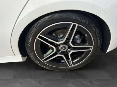 Mercedes-Benz Clase B 2023 · foto 8