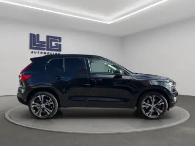 Volvo XC40 2021 · foto 4