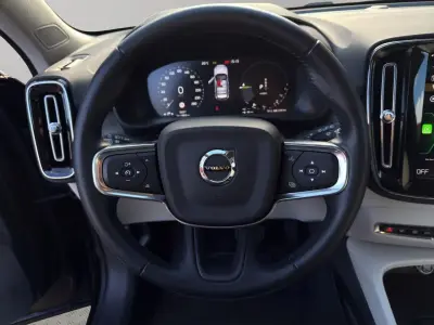 Volvo XC40 2021 · foto 15