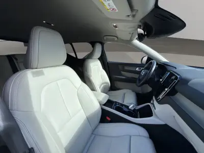 Volvo XC40 2021 · foto 19