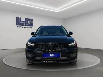 Volvo XC40 2021 · foto 2