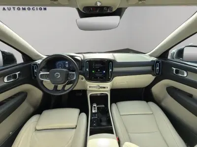 Volvo XC40 2021 · foto 17