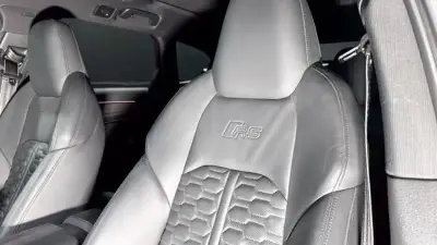 Audi RS6 2022 · foto 11