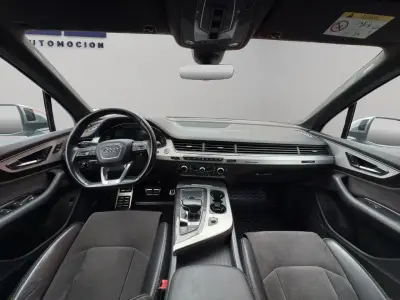 Audi SQ7 2016 · foto 17