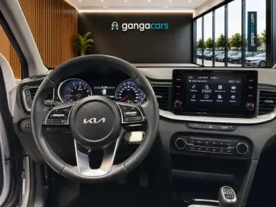 KIA Ceed 2023 · foto 7
