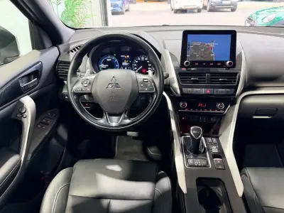 Mitsubishi Eclipse Cross 2022 · foto 8