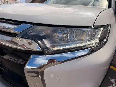 Mitsubishi Outlander 2016 · foto 12