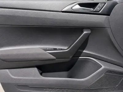Volkswagen Polo 2022 · foto 17