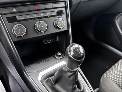 Volkswagen T-Roc 2022 · foto 10