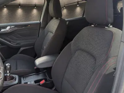 Ford Focus 2023 · foto 17
