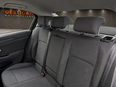 Volkswagen Golf 2022 · foto 11
