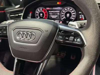 Audi RS6 2023 · foto 12