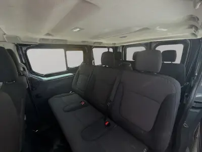 Renault Trafic 2022 · foto 13