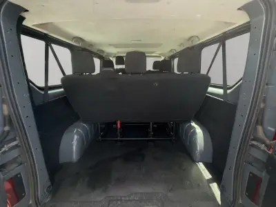 Renault Trafic 2022 · foto 17