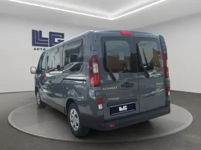 Renault Trafic 2022 · foto 9