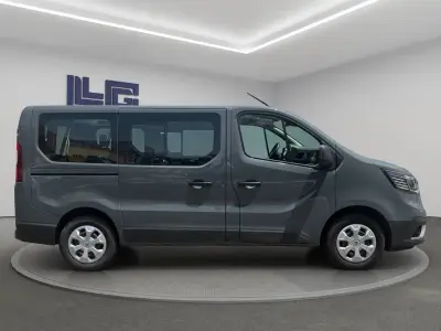Renault Trafic 2022 · foto 6