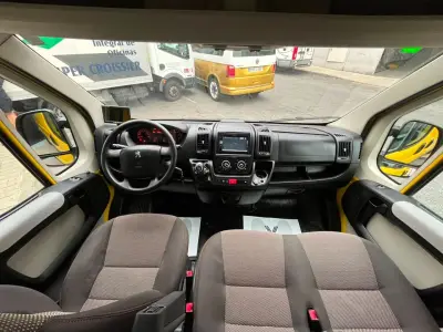Peugeot Boxer 2018 · foto 8