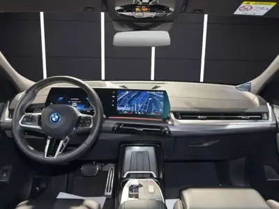 BMW iX2 2025 · foto 10
