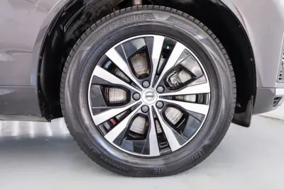 Volvo XC60 2021 · foto 8